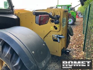 Telehandler Caterpillar TH357D - 8