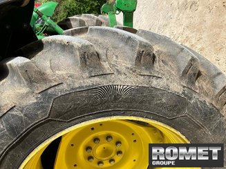Farm tractor John Deere 5090M - 9