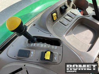 Farm tractor John Deere 5090M - 7