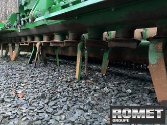 Rotary harrow Amazone ROTAMIX 4002-240 - 10