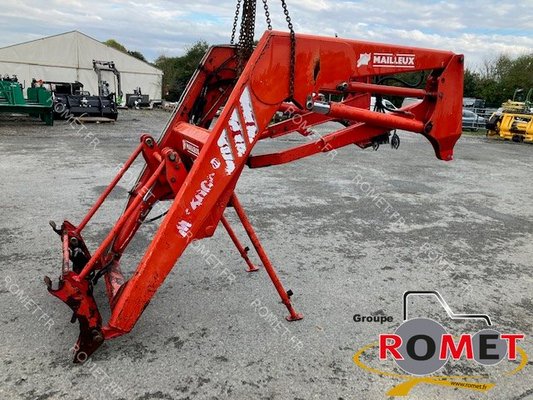Front-end loader Mailleux MX6000 - 1