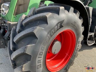 Farm tractor Fendt 828 - 3