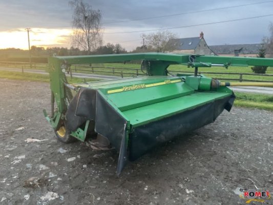 Mower conditioner John Deere 1365 - 1