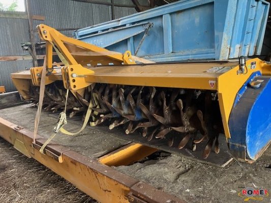 Stubble cultivator Bomford DYNA-DRIVE - 1