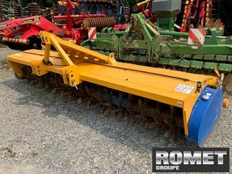 Stubble cultivator Bomford DYNA-DRIVE - 4