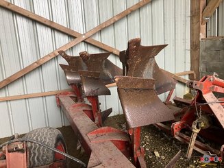 Plough Gregoire Besson 5 CORPS - 1