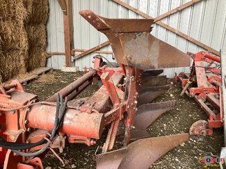 Plough Gregoire Besson 5 CORPS - 2