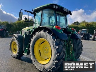 Farm tractor John Deere 6115 RC - 9