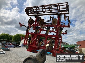 Stubble cultivator Quivogne 500 - 12