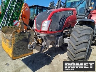 Farm tractor Valtra T 163 DIRECT - 2