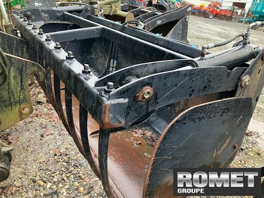 Versatile bucket Alö BMS230 - 1