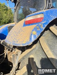 Farm tractor New Holland T6.180 - 12