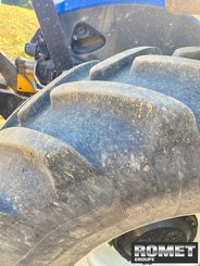 Farm tractor New Holland T6.180 - 17