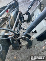 Farm tractor New Holland T5,95 - 9