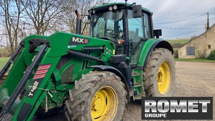 Farm tractor John Deere 6110M - 1