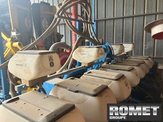 Precision seeder Monosem NG+8RANGS - 1