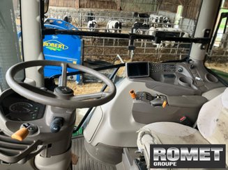 Farm tractor John Deere 6150R - 2