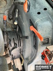 Farm tractor New Holland L75 - 6