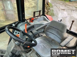 Farm tractor New Holland L75 - 7