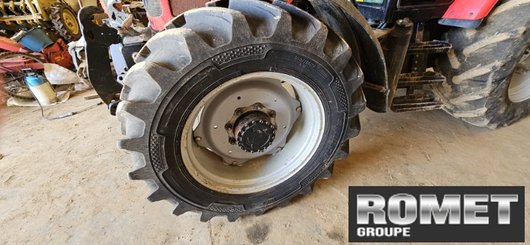 Farm tractor Massey Ferguson 5460 DYNA 4 - 6